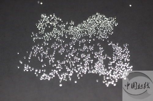 兴和金属表面处理厂喷砂玻璃微珠清理